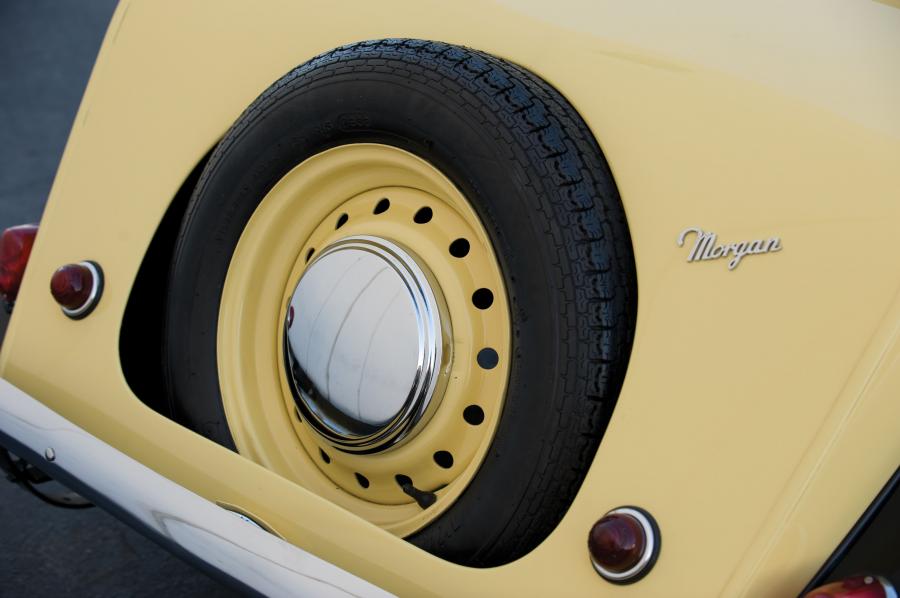  Morgan Plus 4 Drophead Coupe 1964 года  (фото 12 из 16)